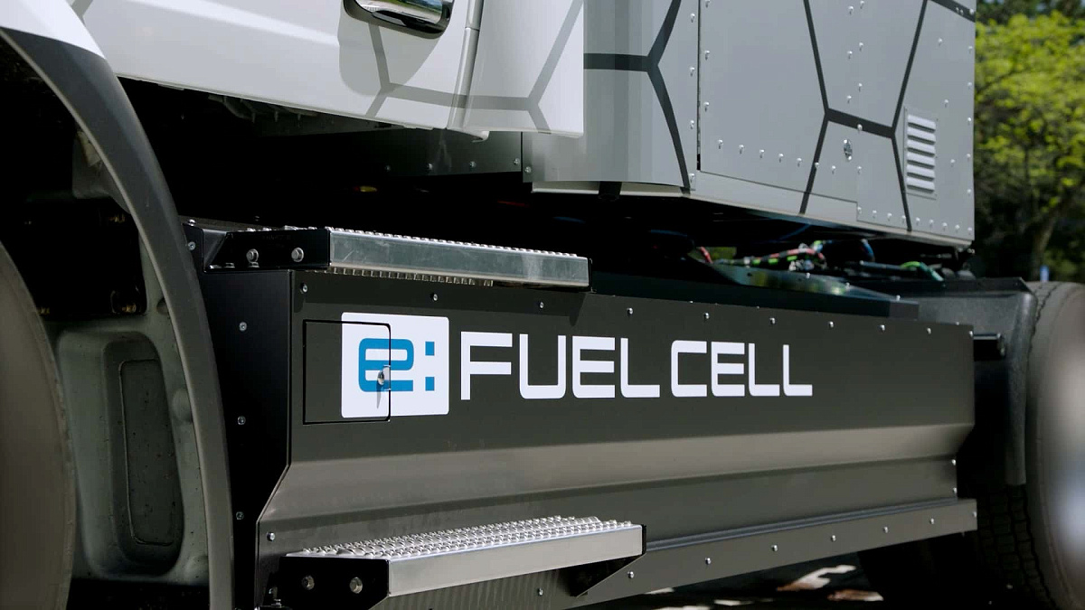 Компания Honda представила грузовик Peterbilt на водородных топливных элементах