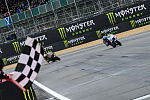 Алеш Эспаргаро выиграл Гран-при Великобритании MotoGP, Баньяя – 2-й