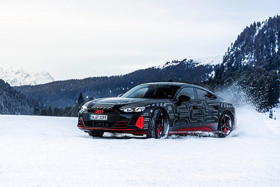 Главный дизайнер Audi раскрыл подробности грядущего E-Tron GT