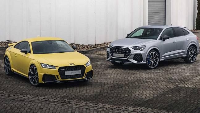 Компания Audi представила эксклюзивные версии моделей TT и Q3 