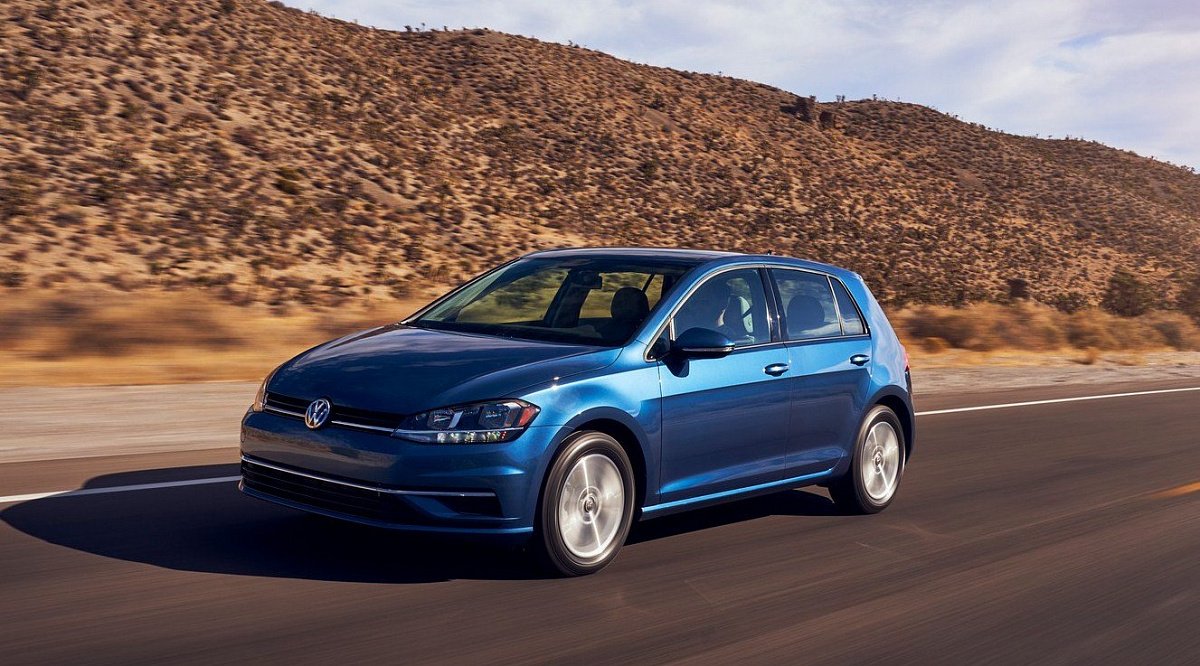 Volkswagen официально прекратил поставки Golf в США