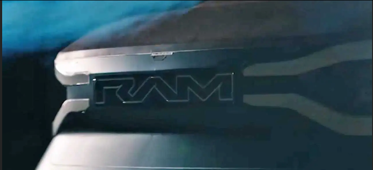 Компания Ram показала электрический пикап Ram Revolution в тизерном видео перед премьерой 2023 года