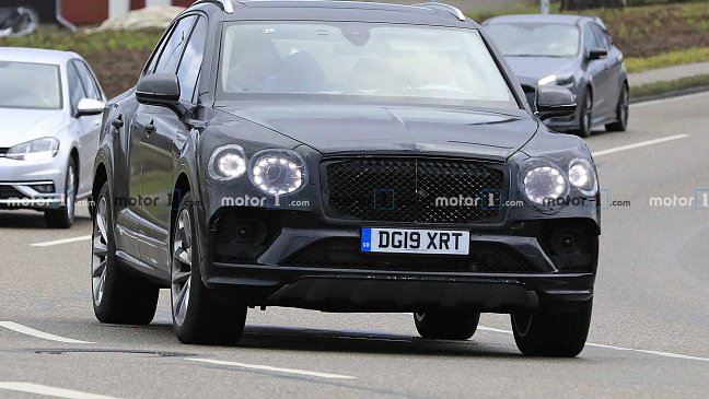 Новый Bentley Bentayga заметили на дорожных испытаниях 