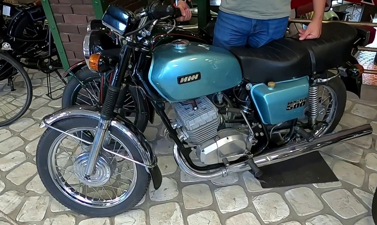 Советский мотоцикл Иж Юпитер-500 – рёв двух тактов и максимальная мощность