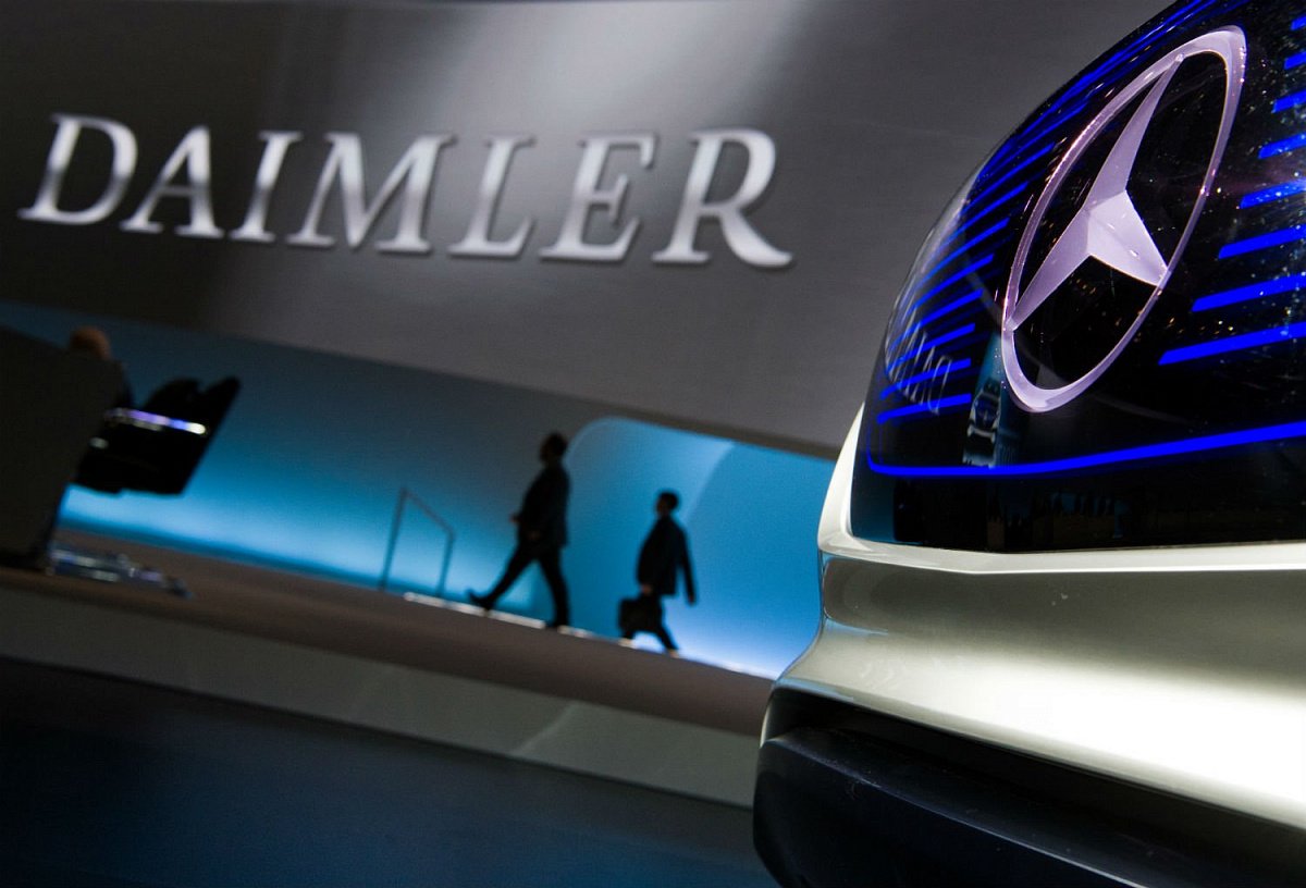 Daimler занимается проверкой безопасности беспилотных такси