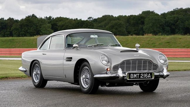 Спустя более чем полвека был выпущен первый спорткар Aston Martin DB5