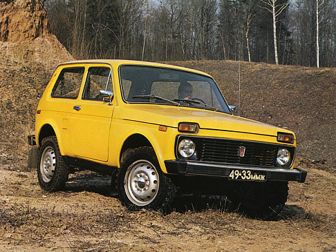 ТОП-5 лучших автомобилей советской эпохи по мнению канадского HotCars возглавила LADA Niva