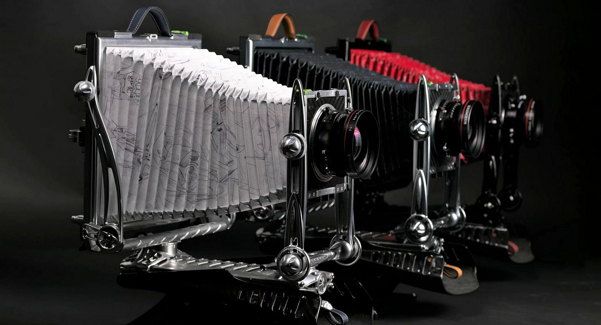 Автопроизводитель Pagani представляет старомодную широкоформатную камеру с мехами