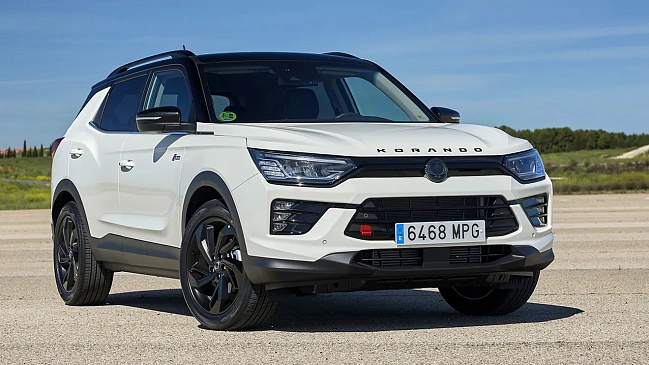 SsangYong Korando 2024 года в стандартной версии получил пакет Black с элегантным образом