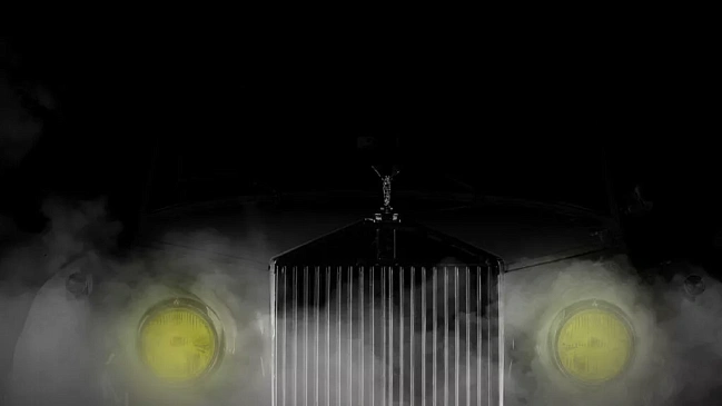 Тюнер Ringbrothers представил 640-сильный Rolls-Royce Silver Cloud II для выставки SEMA