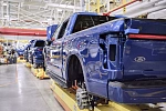 Ford сократил производство пикапа F-150 Lightning в 2 раза из-за плохого спроса на электромобили