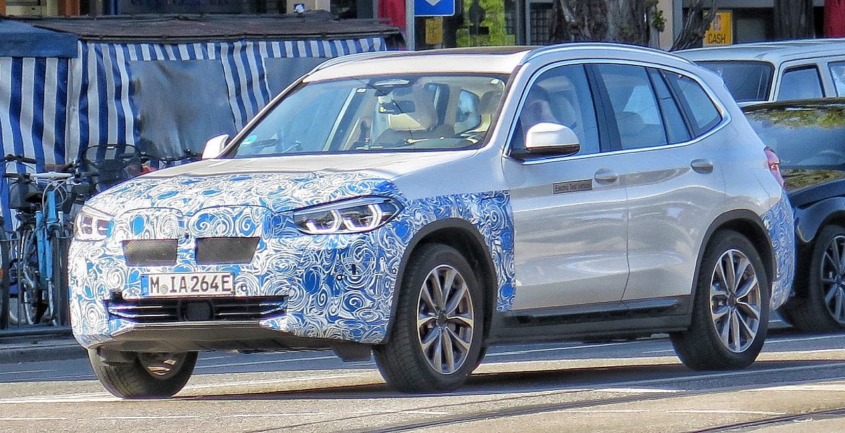 BMW iX3: электрический внедорожник замечен в Мюнхене на тестах