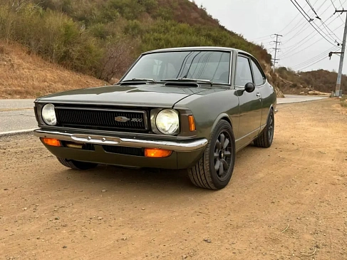После радикальных изменений Toyota Corolla 70-х годов стала нереально крутой