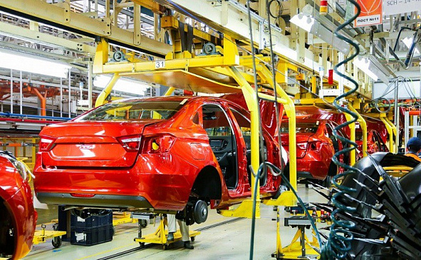 Производство легковых автомобилей в России в октябре увеличилось на 57% по отношению к сентябрю 