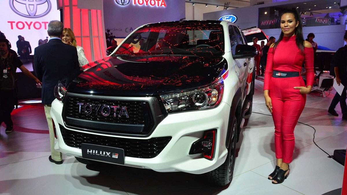 Toyota представила Hilux и Yaris от подразделения Gazoo Racing