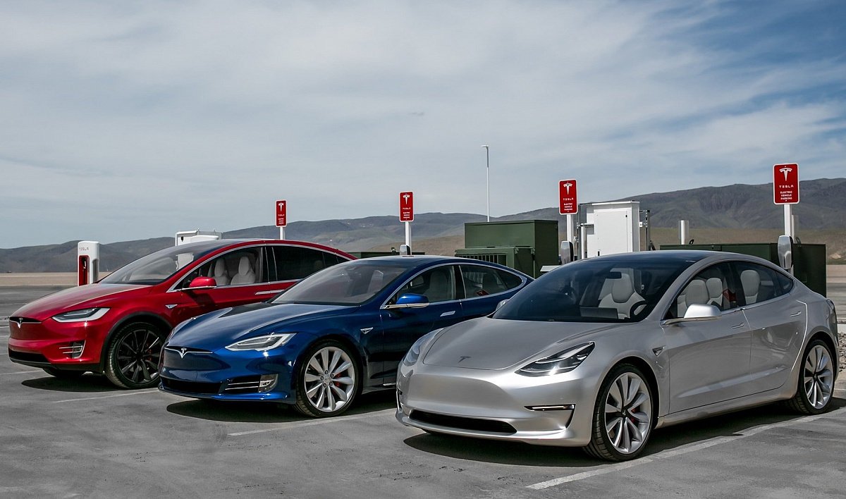 Продажи машин Tesla в РФ могут повыситься