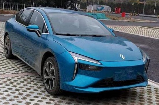 Опубликованы фотографии нового электромобиля от Renault