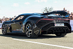 Гиперкар Bugatti La Voiture Noire показал свои возможности на драг-стрипе