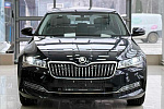 Skoda Superb теперь дешевле 4 млн рублей: что предлагают дилеры в ноябре