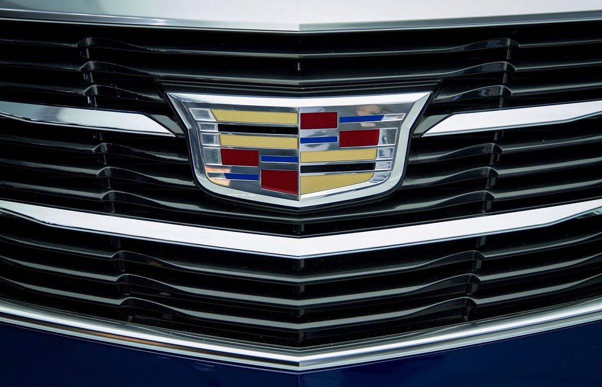 Компания Cadillac подготовила первый электрокар