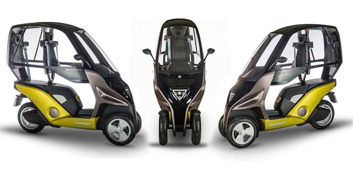 Испанская компания Torrot скрестила электрический скутер и автомобиль