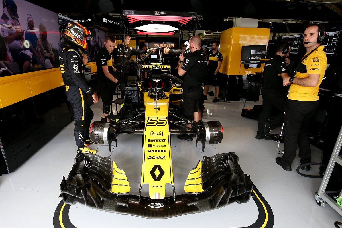 Renault опасается слишком высоких затрат на разработку двигателей для Formula-1
