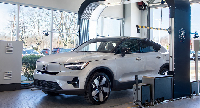 Компания Volvo создает робота для осмотра автомобилей за считанные секунды