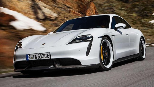 Porsche рассказал о более мощной версии электроседана Taycan 