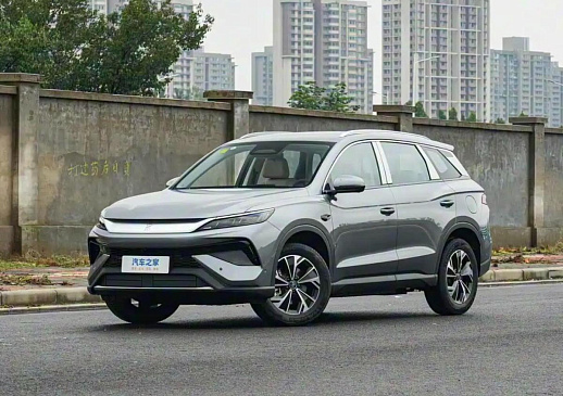 BYD обновил популярные городские кроссоверы: дебют 16 октября