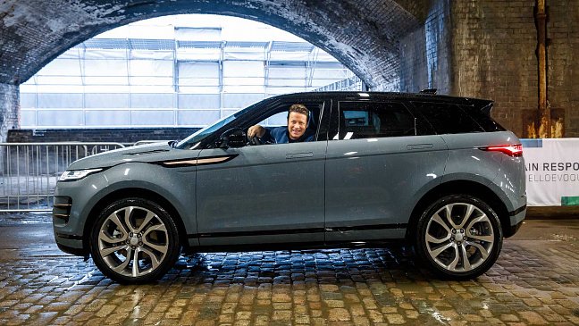 Новый Range Rover Evoque впервые выехал в город благодаря Джейми Оливеру