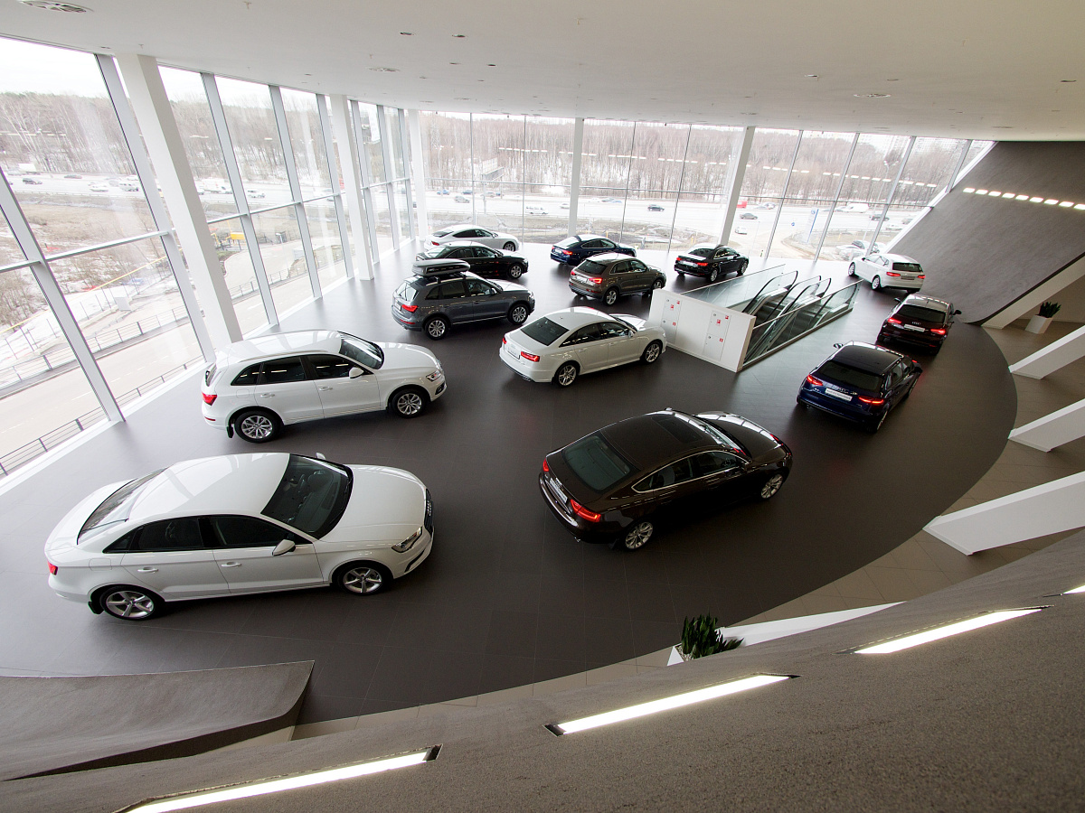 Автоэксперт Попов перечислил опции, за которые можно не переплачивать при покупке автомашины