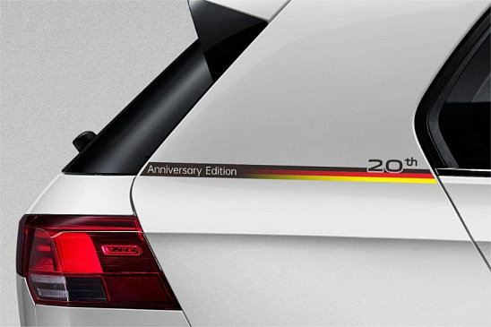 В Китае представлен недорогой Volkswagen Golf Pro 280TSI 20th Anniversary Edition