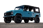 Этот рестомод Land Rover Defender построен на внедорожнике Jeep 