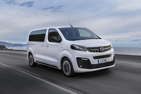 Opel представил 9-местный фургон Vivaro Life 