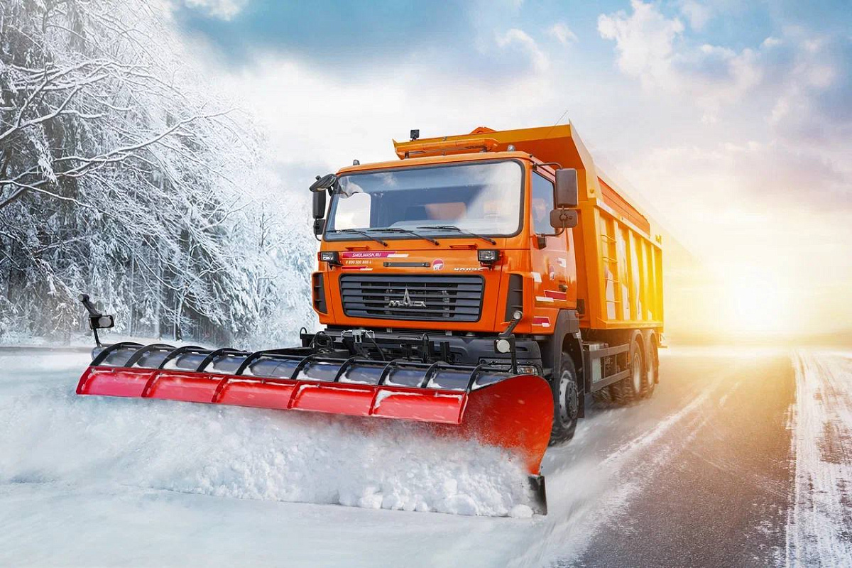 Забудьте всё, что знали о спецтехнике: "СМОЛМАШ" привезет монстра с 6х4 и 400 л.с.