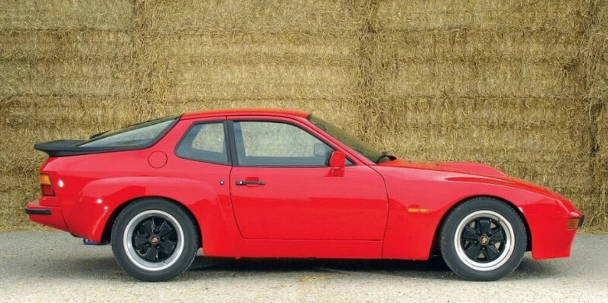 В Москве планировалось запустить производство спорткара Porsche 924