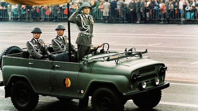 Концерн УАЗ напомнил о внедорожнике для войск ГДР