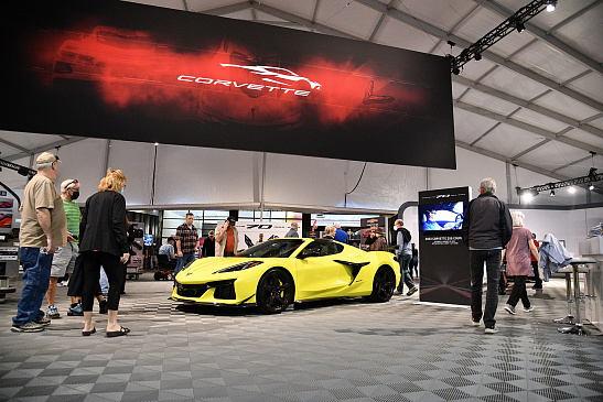 Первый Chevrolet Corvette Z06 продали на аукционе за 3,6 млн долларов