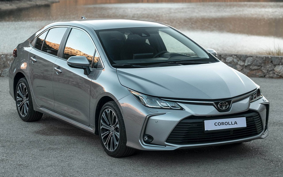 Вечные автомобили: легенды дорог, которые не знают пенсии