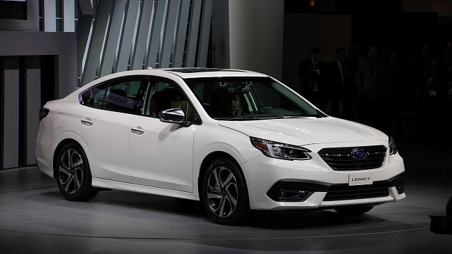 Новое поколение Subaru Legacy 2020 полностью рассекречено на презентации