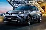 В России начал продаваться новый электрический кроссовер Toyota Izoa по цене в 3 млн рублей