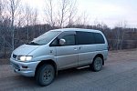 Посмотрите на интересную версию Mitsubishi Delica 4х4