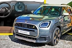 Mini Countryman 2025 дебютировал с увеличенным кузовом и мощностью до 308 л.с.