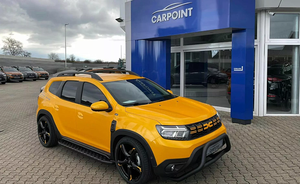 Кроссовер Dacia Duster раскрыт в специальной версии Duster CarPoint Yellow Edition