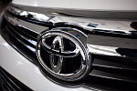 Марка Toyota сделала платным дистанционный запуск двигателя в 2018 году