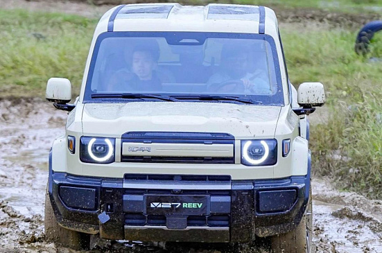 Кроссовер iCaur V27 для России отправили на тесты по бездорожью 