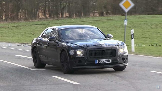 Новая версия Bentley Flying Spur замечена Нюрбургринге