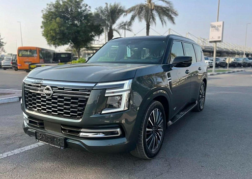 В Россию везут новый внедорожник Nissan Patrol: стоит дорого