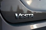 «АвтоВАЗ» обязал дилеров перекрашивать отличающиеся по цвету детали LADA Vesta NG