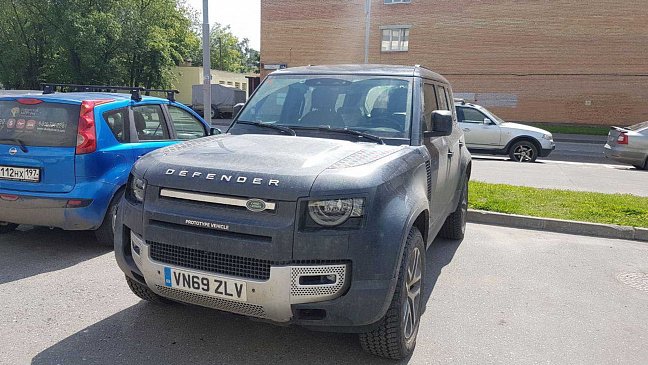 В Москве заметили Land Rover Defender новой генерации